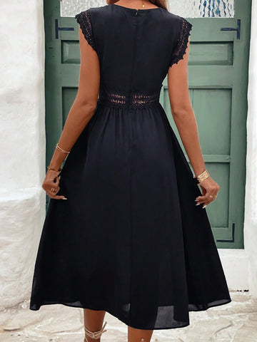 Women's Lace Patchwork Waist Cinched A-Line Dress