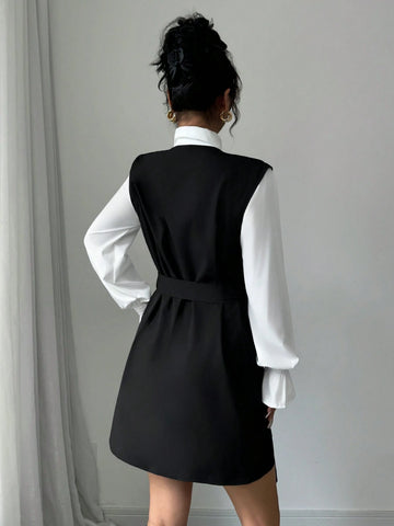 Women's Minimalist Casual Short Dress With 3D Floral Decor