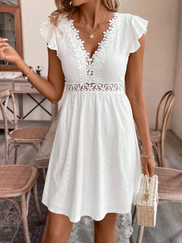 Frenchy Women's Solid Color V-Neck Sleeveless Lace Splicing Midi Dress