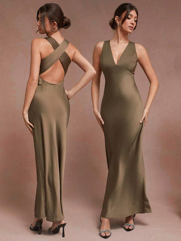 Women Elegant Solid Color Deep V Neck Satin Sleeveless Mermaid Dress