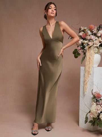 Women Elegant Solid Color Deep V Neck Satin Sleeveless Mermaid Dress