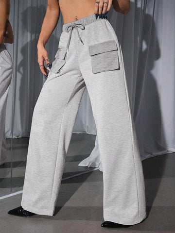 ICON Low-rise Color Blocking Shorts With 3d Pocket Design