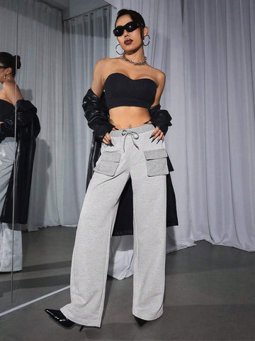 ICON Low-rise Color Blocking Shorts With 3d Pocket Design