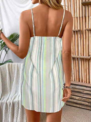 Women's Spaghetti Strap Front Button Pocket Striped Short Dress (Random Floral Pattern)