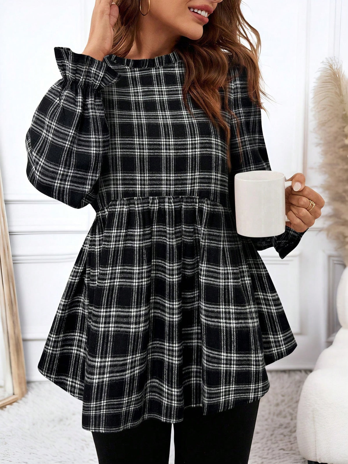 LUNE 2024 Autumn/Winter New Design Red Plaid Print Women Woven Shirt, Christmas