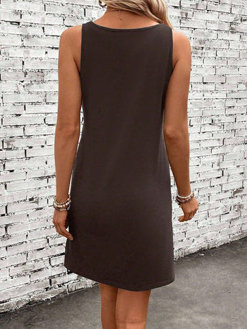 2pcs/Set Solid Color Versatile Round Neck Women's Camisole Top & Cropped Dress Set,