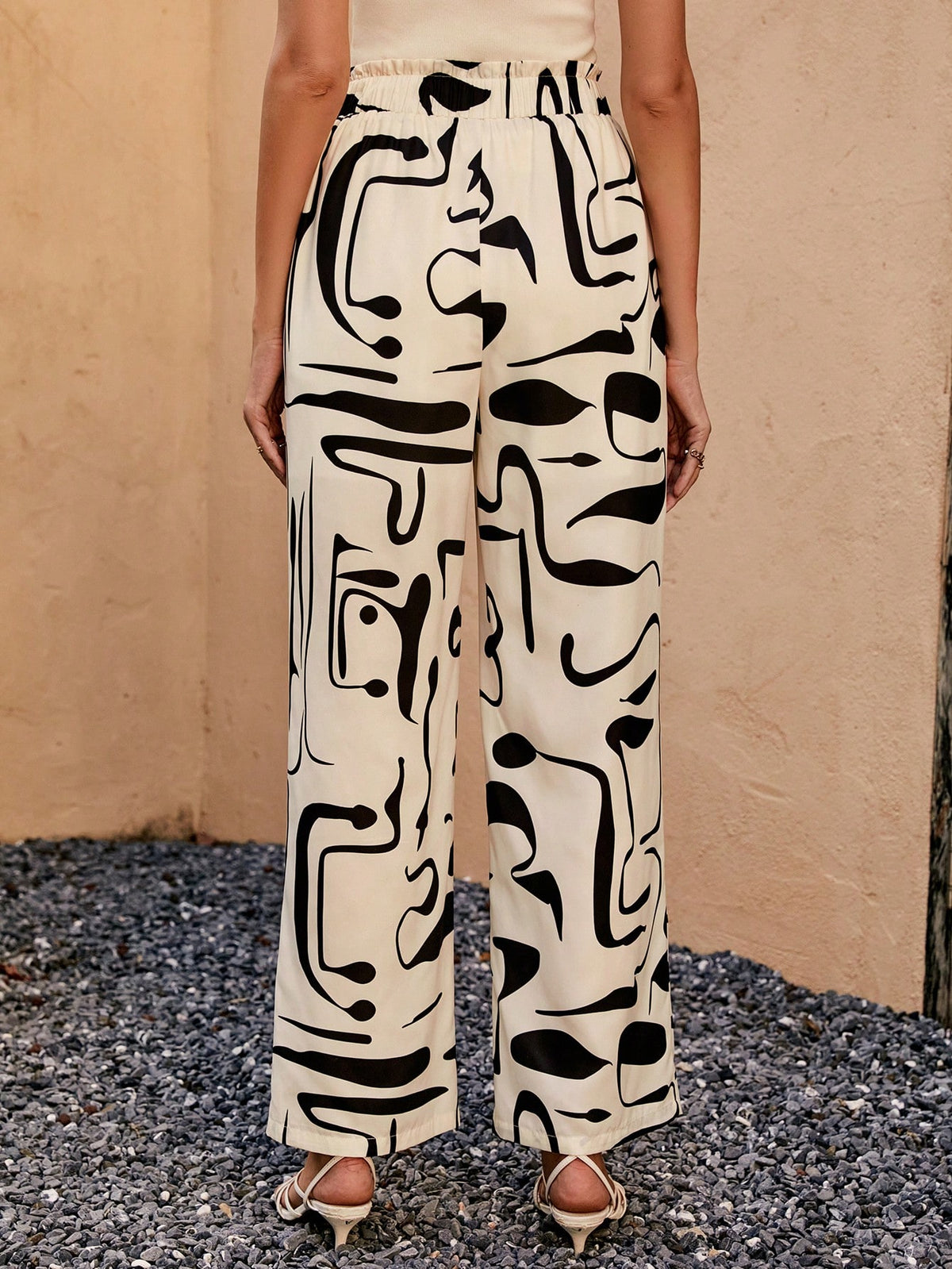 LUNE Allover Print Slant Pocket Wide Leg Pants