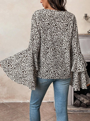 LUNE Autumn/Winter Leopard Print Bell Sleeve Leisure Holiday Halloween Shirts