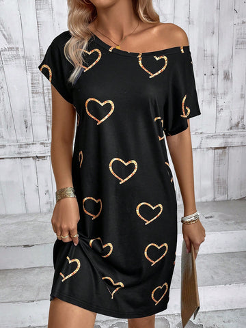 Casual Sleeveless Dress With Heart Print