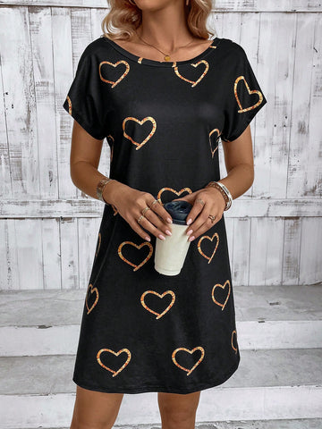 Casual Sleeveless Dress With Heart Print