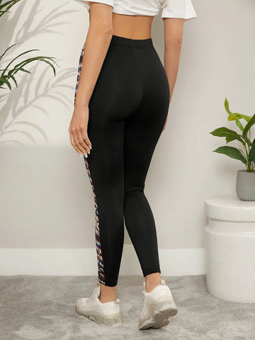 LUNE Contrast Geo Print Side Seam Leggings