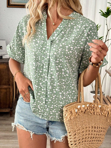 LUNE Ditsy Floral Print Batwing Sleeve Blouse