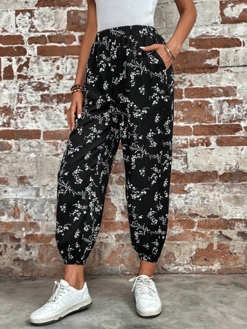 LUNE Ditsy Floral Print Slant Pocket Pants