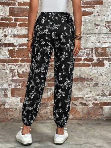LUNE Ditsy Floral Print Slant Pocket Pants
