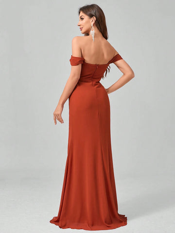 Elegant Chiffon Long Dress With High Slit And Pleated Detail On Hips