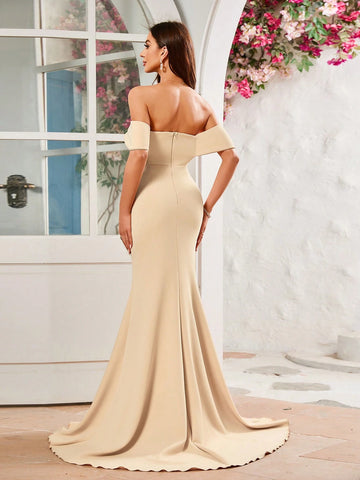 Elegant Off Shoulder Floor Length Mermaid Hem Formal Evening Dress