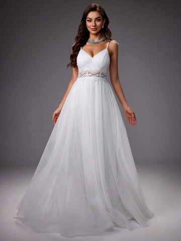 Embroidery & Beading Mesh Wedding Dress With Applique