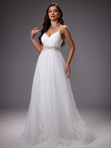 Embroidery & Beading Mesh Wedding Dress With Applique