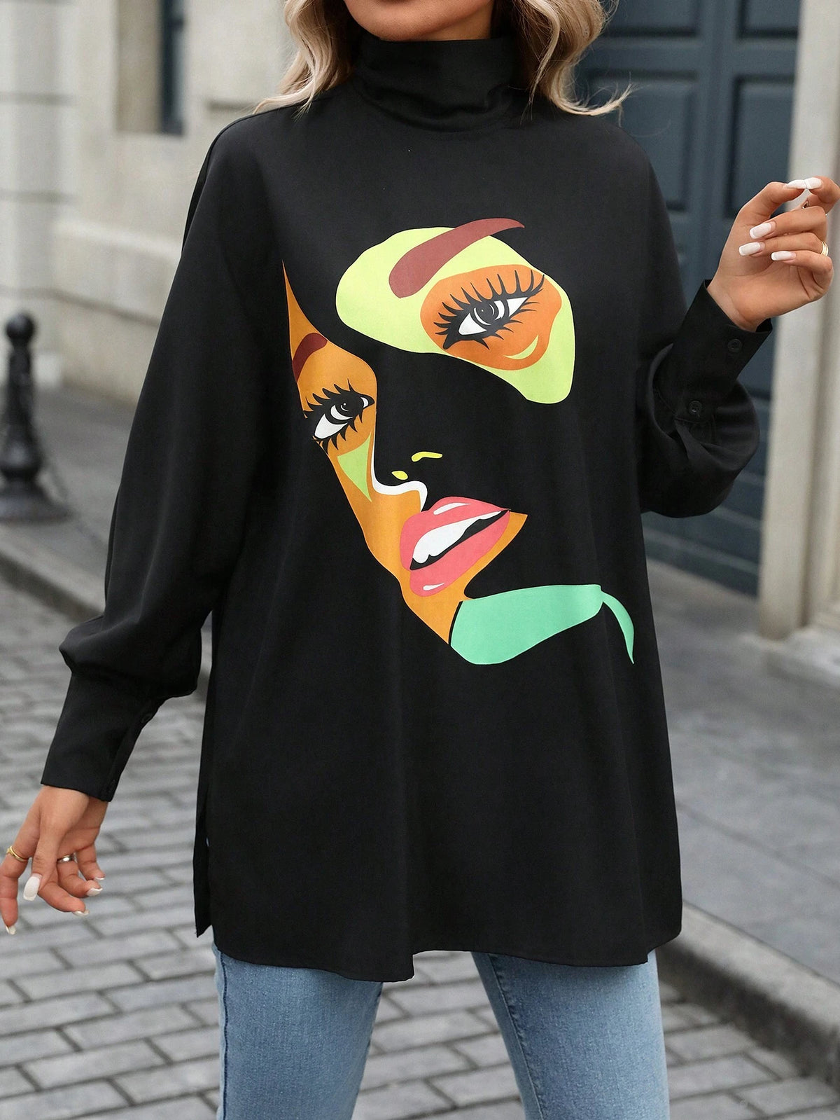 LUNE Fall/Winter Abstract Pattern Batwing Sleeve Mock Neck Blouse