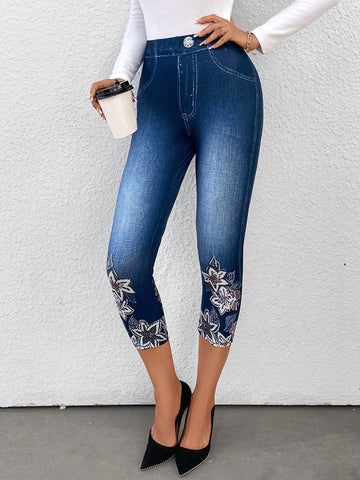 LUNE Floral Print Capri Leggings