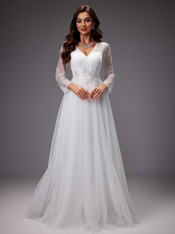 Long-Sleeved Lace Patchwork Embroidered Net Yarn Wedding Dress With Waist Sequin Detail