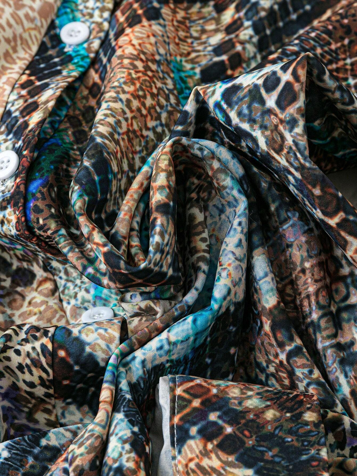 LUNE Long Sleeve Animal Print Shirt, Fall