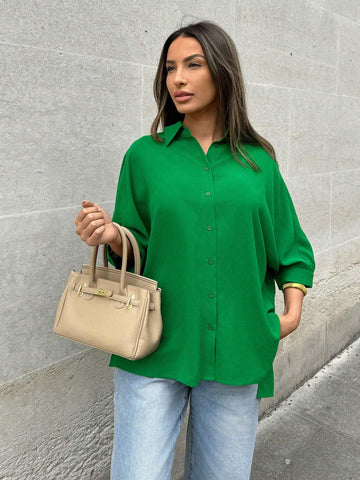 LUNE Loose Women Green Casual Shirt With Batwing Sleeves And Open Neckline