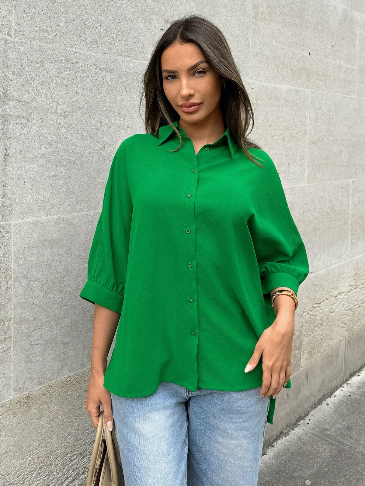 LUNE Loose Women Green Casual Shirt With Batwing Sleeves And Open Neckline