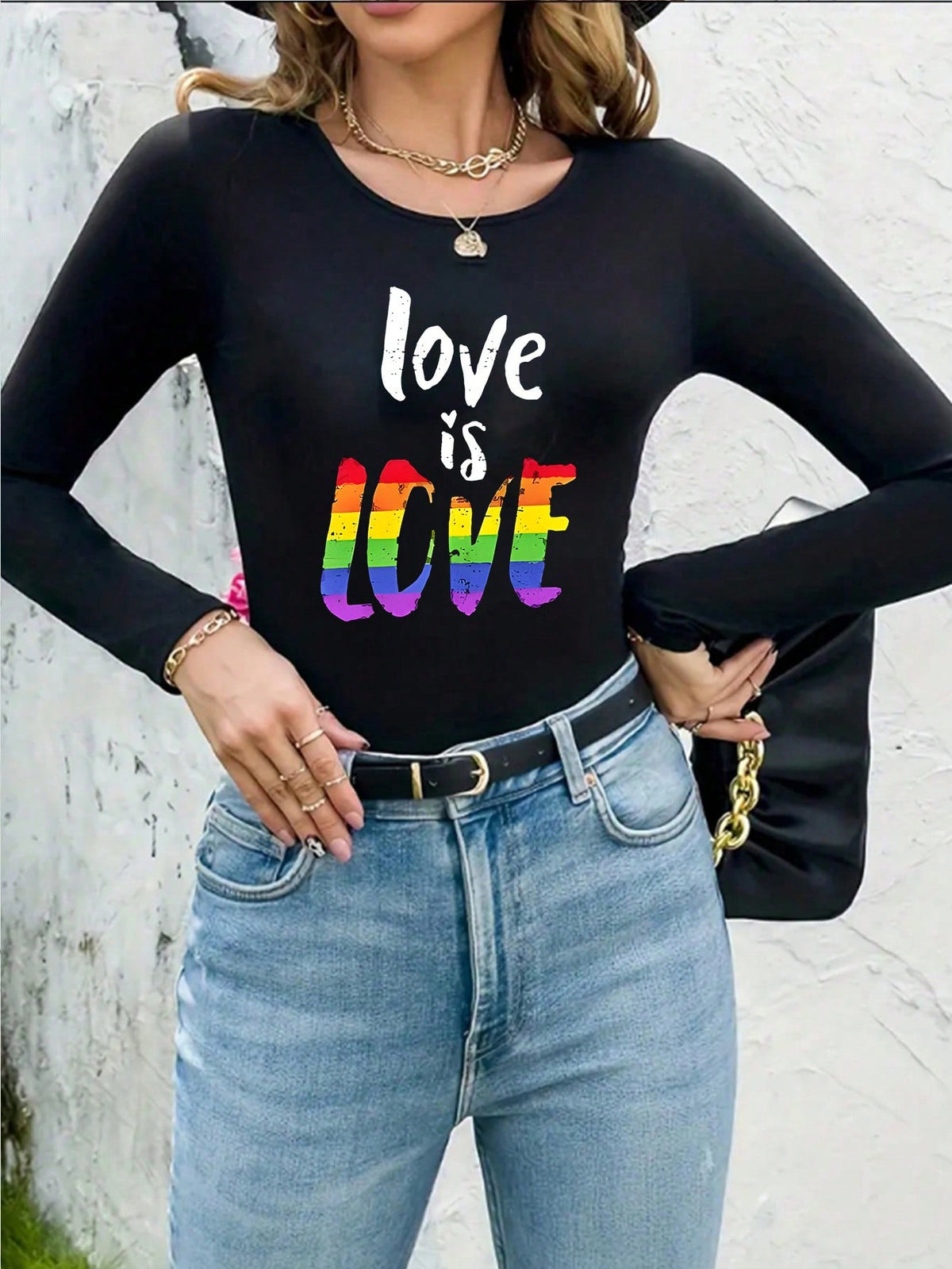 Love Letter Printed Round Neck Long Sleeve Bodysuit, Casual