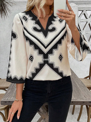 LUNE Positioning Printed V-Neck Bell Sleeve Shirt