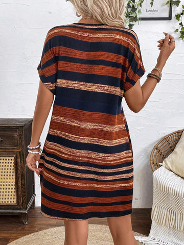 Round Neck Pocket Decor Striped & Printed Straight Women's Dress