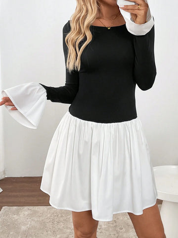 Round Neck Ruffle Flared Sleeve Ruched A-Line Patchwork Casual Commuting Elegant Short Dress