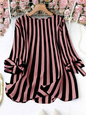 LUNE Short Sleeve Casual Striped Vacation Shirt With V-Neck And Tie