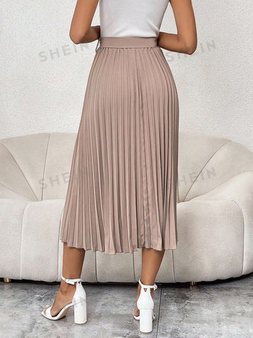 LUNE Solid Belted Pleated Skirt