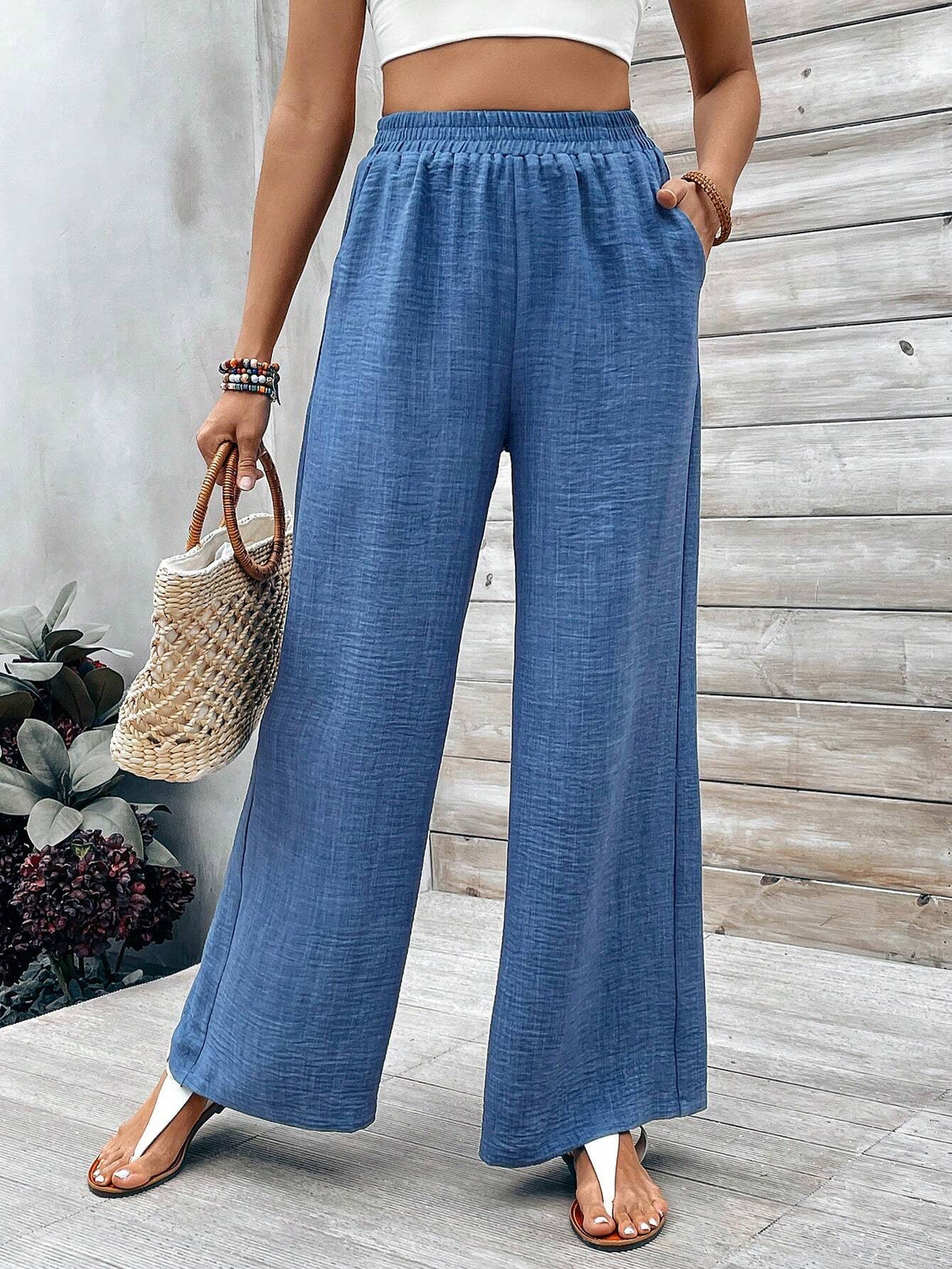 LUNE Solid Color Wide Leg Pants