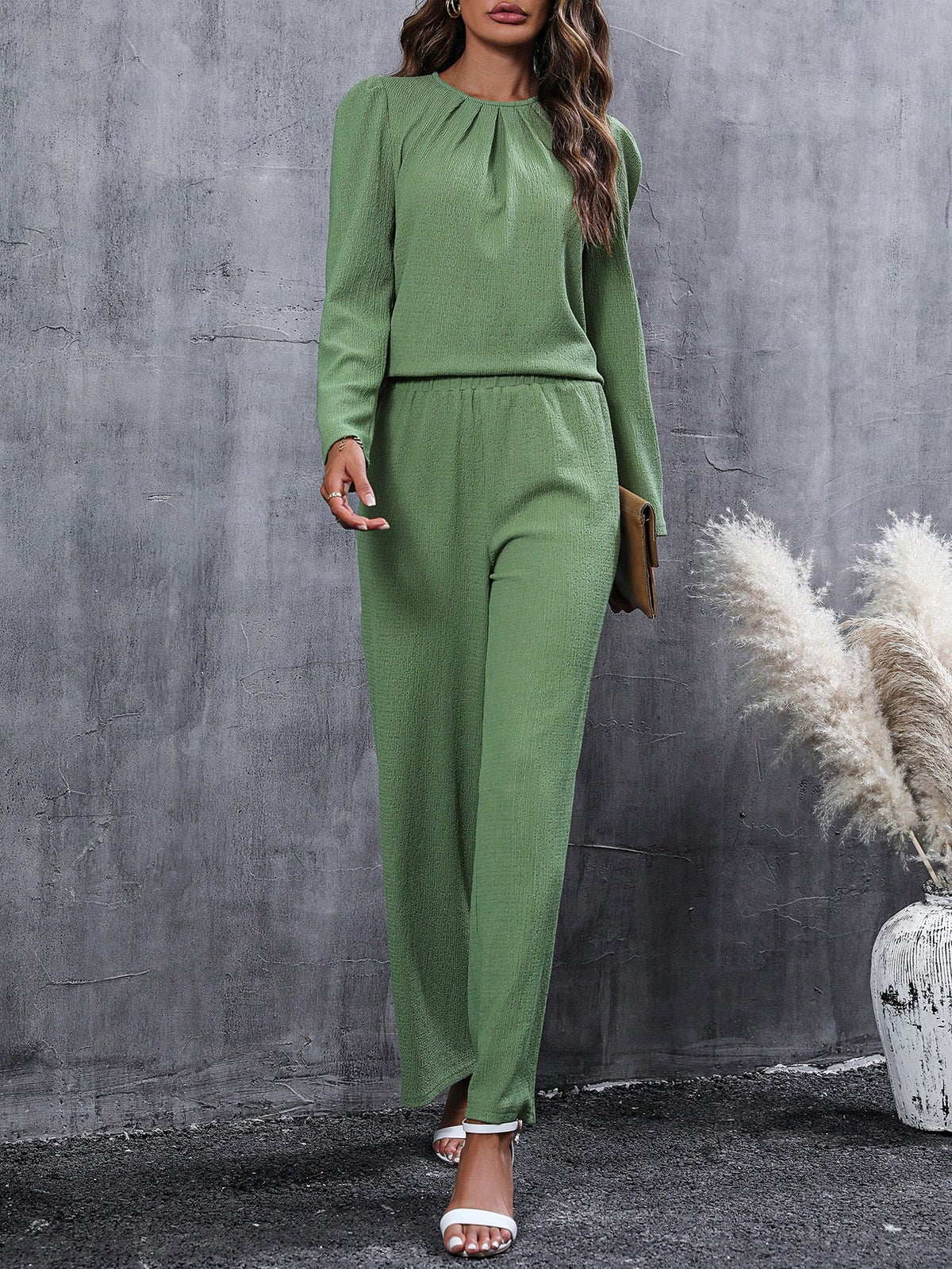 Solid Plicated Detail Puff Sleeve Tee & Wide Leg Pants