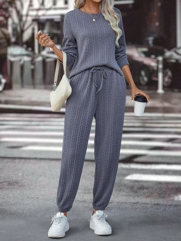 Solid Tee & Drawstring Waist Pants