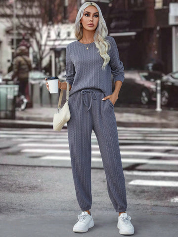 Solid Tee & Drawstring Waist Pants