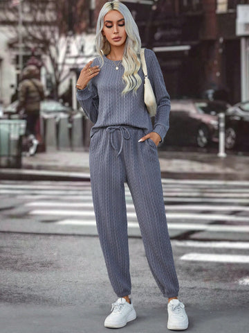 Solid Tee & Drawstring Waist Pants