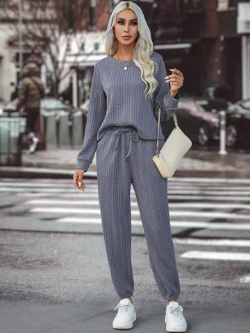 Solid Tee & Drawstring Waist Pants