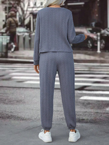 Solid Tee & Drawstring Waist Pants