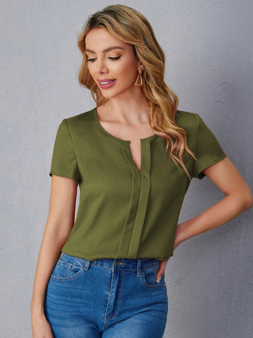 LUNE Solid V-Neck Short Sleeve Minimalist Casual Top