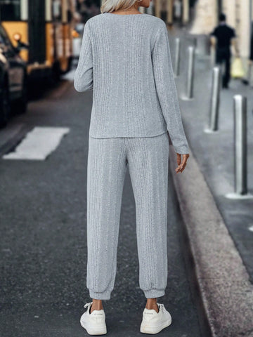 Solid Wrap Tee & Sweatpants