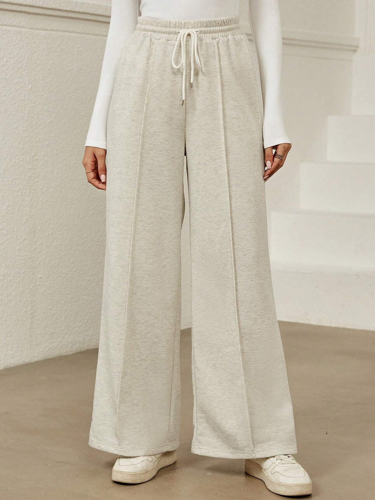 LUNE Spring Casual Long Straight Leg Women's Sweatpants