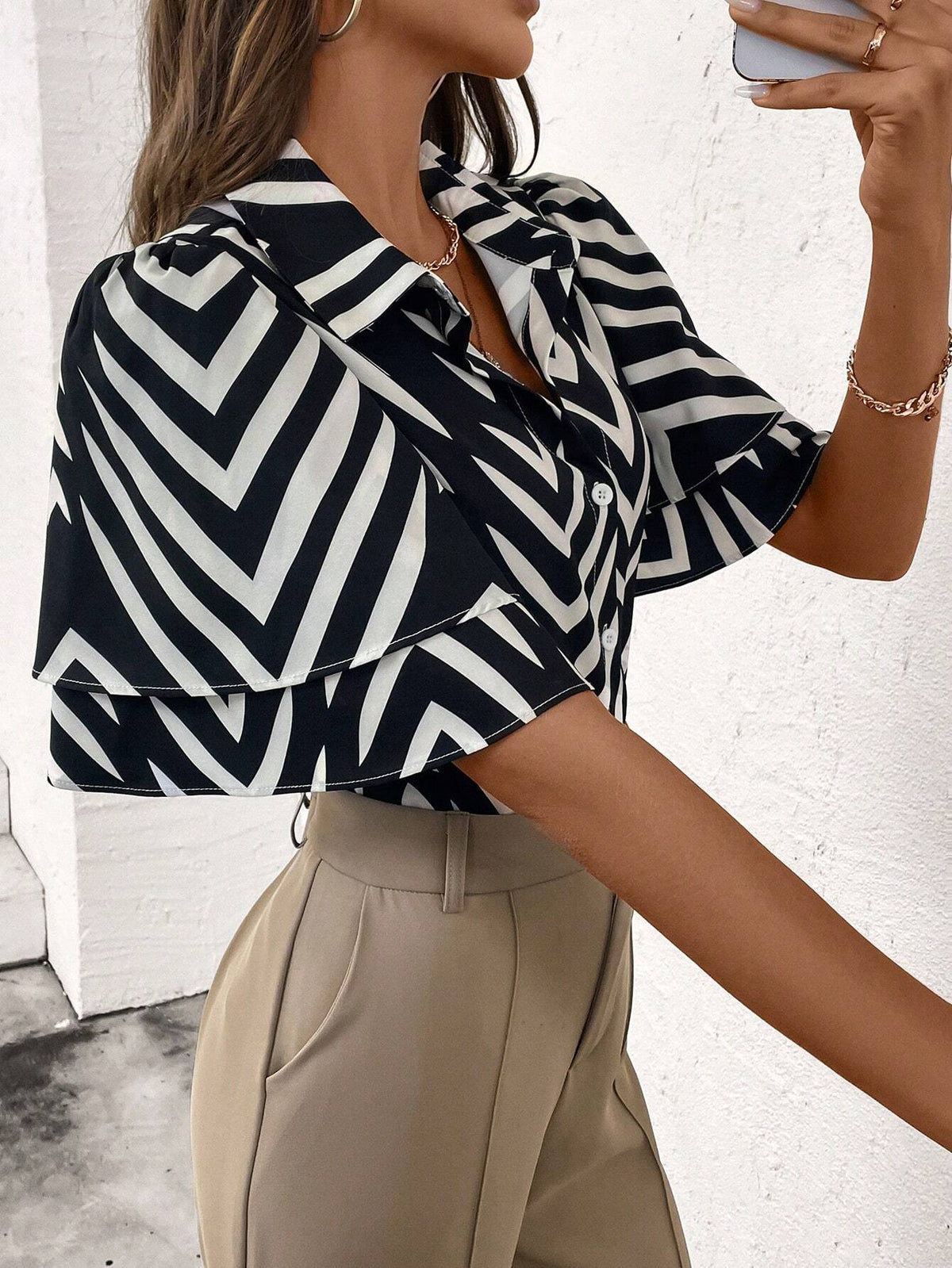 LUNE V-Neck Creative Contrast Stripe Double Layer Bell Sleeve Women's Shirt