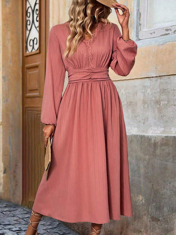 V-Neck Waist Design Textured Long Sleeve Midi Dress