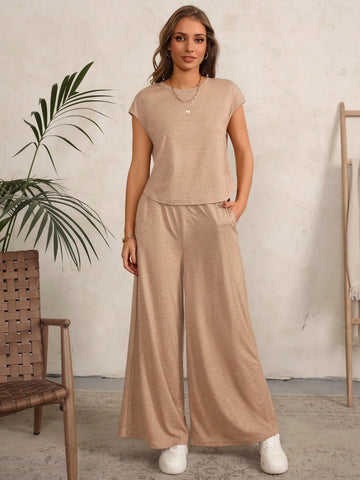 Women'S Solid Color Round Neck Top And Slant Pocket Pants Two-Piece Set