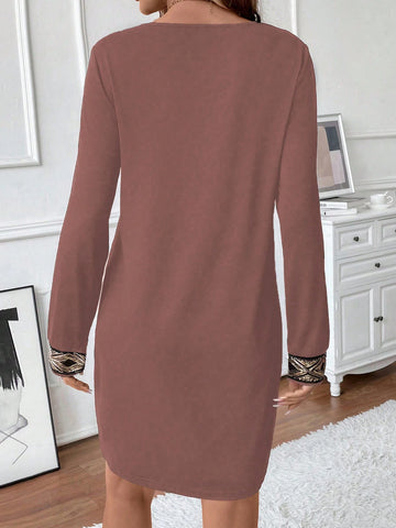 Women Geometric Pattern V-Neck Splicing Sequin Long Sleeve Casual Short Dress