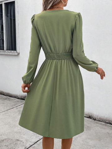 Women Shirred Back Shirred Pleated Midi Dress