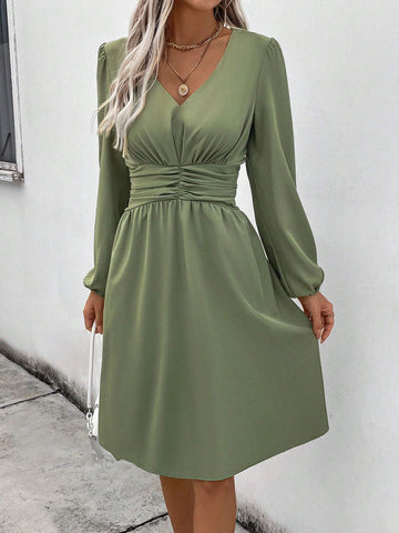 Women Shirred Back Shirred Pleated Midi Dress